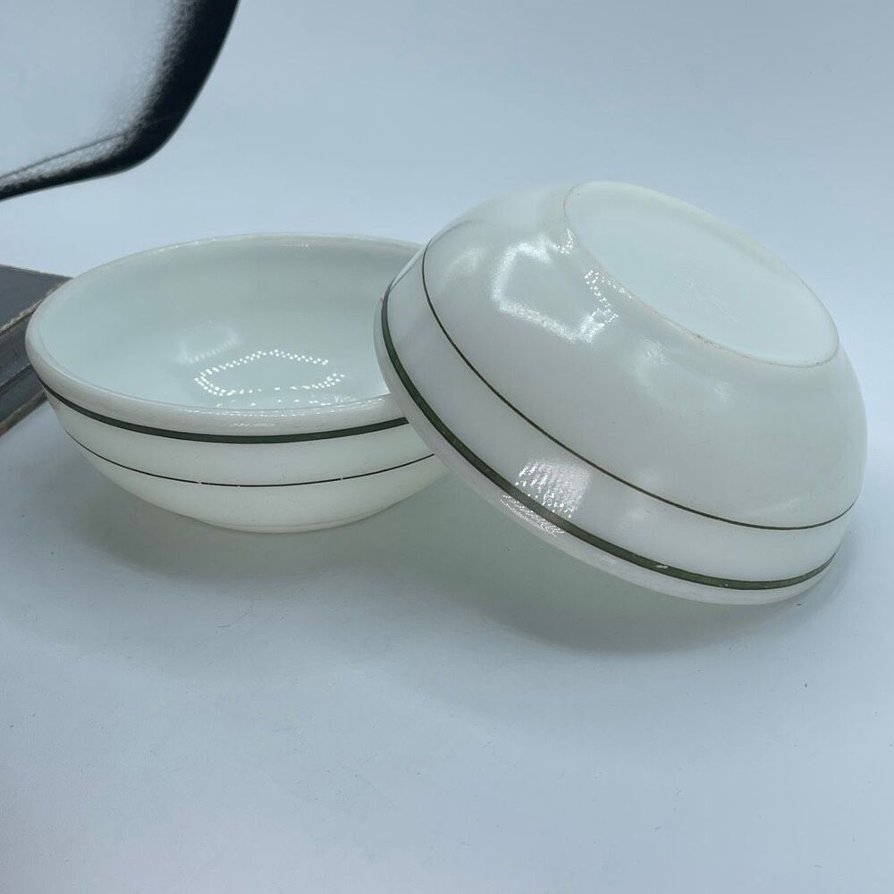 Vintage set of 2 Pyrex Mid-century cafeteria restaurant green striped bowls.